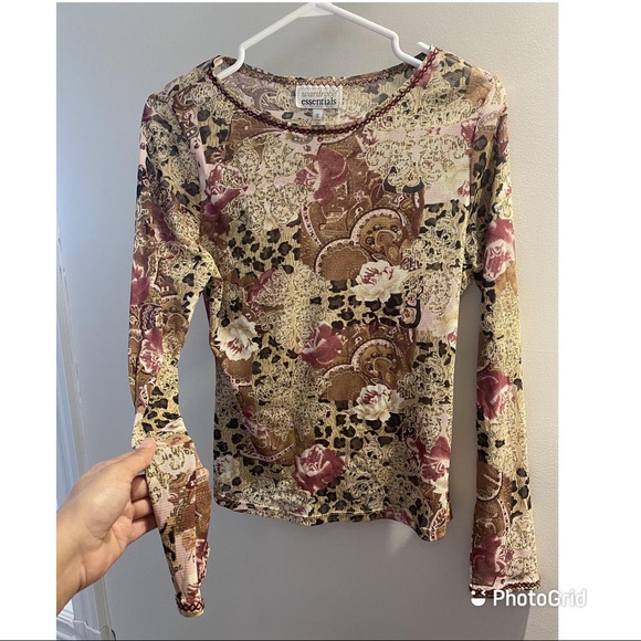 Sheer top - Picture 2 of 2